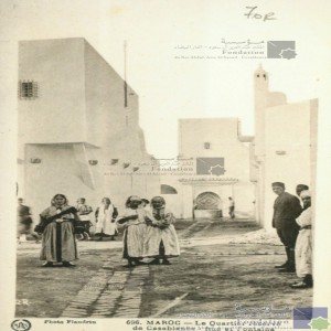Casablanca - le Quartier réservé de Casablanca - rue et fontaine