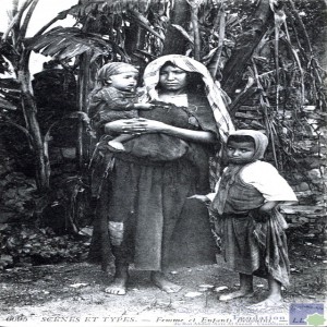 Femme et enfants bédouins