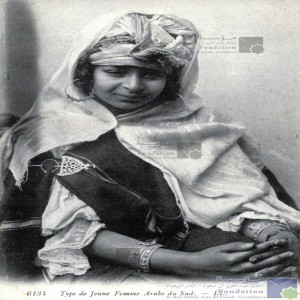 Type de jeune femme arabe du sud