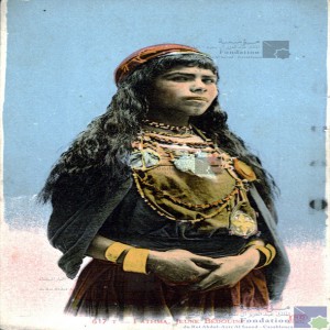 Fathma, jeune béduine