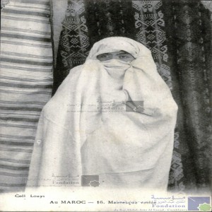 Au Maroc - Mauresque voilée
