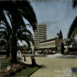 Casablanca - la statue et la Place Lyautey