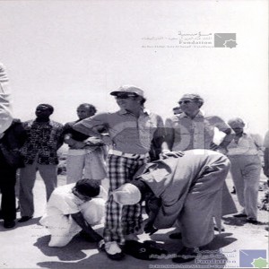 [Sa Majesté le Roi Hassan II se prépare pour une partie de golf]