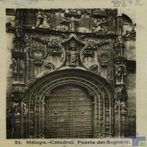 Malaga - catedral - Puerta del Segrario