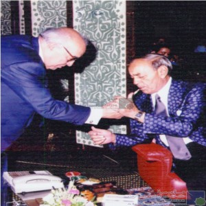 [Le Roi Hassan II et son premier ministre Mohamed Karim Lamrani]