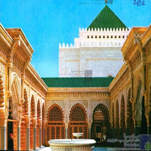 Rabat - le Mausolée Mohammed V (architecte-maître d\'oeuvre M. Vo Toan) - grande cour intérieure de la mosquée