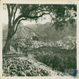 Environs de Meknès - Moulay-Idriss - panorama de la ville sainte