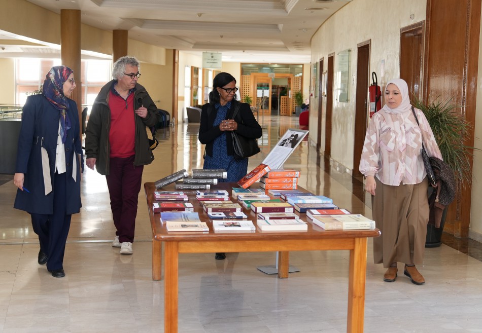 La Fondation a accueilli, le 14 avril 2026, Mme Sanaa Doukkali, professeure à la Faculté des Sciences Juridiques, Economiques et sociales Ain Chock de Casablanca, Mme Mina Kleiche Dray, directrice de recherche à l’Institut de Recherche pour le Développement (IRD), ainsi que M. Pier Luigi Rossi, ingénieur de recherche au sein du même institut et expert en bibliométrie, et ce dans le cadre d’une visite scientifique visant à consulter le fonds documentaire en lien avec leurs domaines d’expertise.
